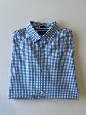 Fairlane Men’s Slim Fit Button Down Shirt